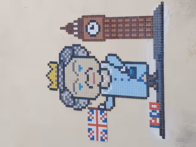 Picture of a mosaic on a wall