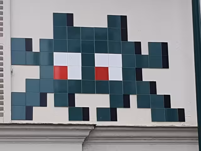 Picture of a mosaic on a wall