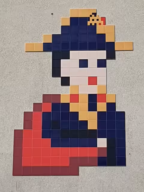 Picture of a mosaic on a wall