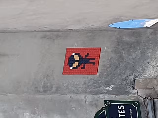 Picture of a mosaic on a wall